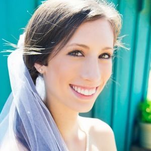 Meet your Posher, Roxanne